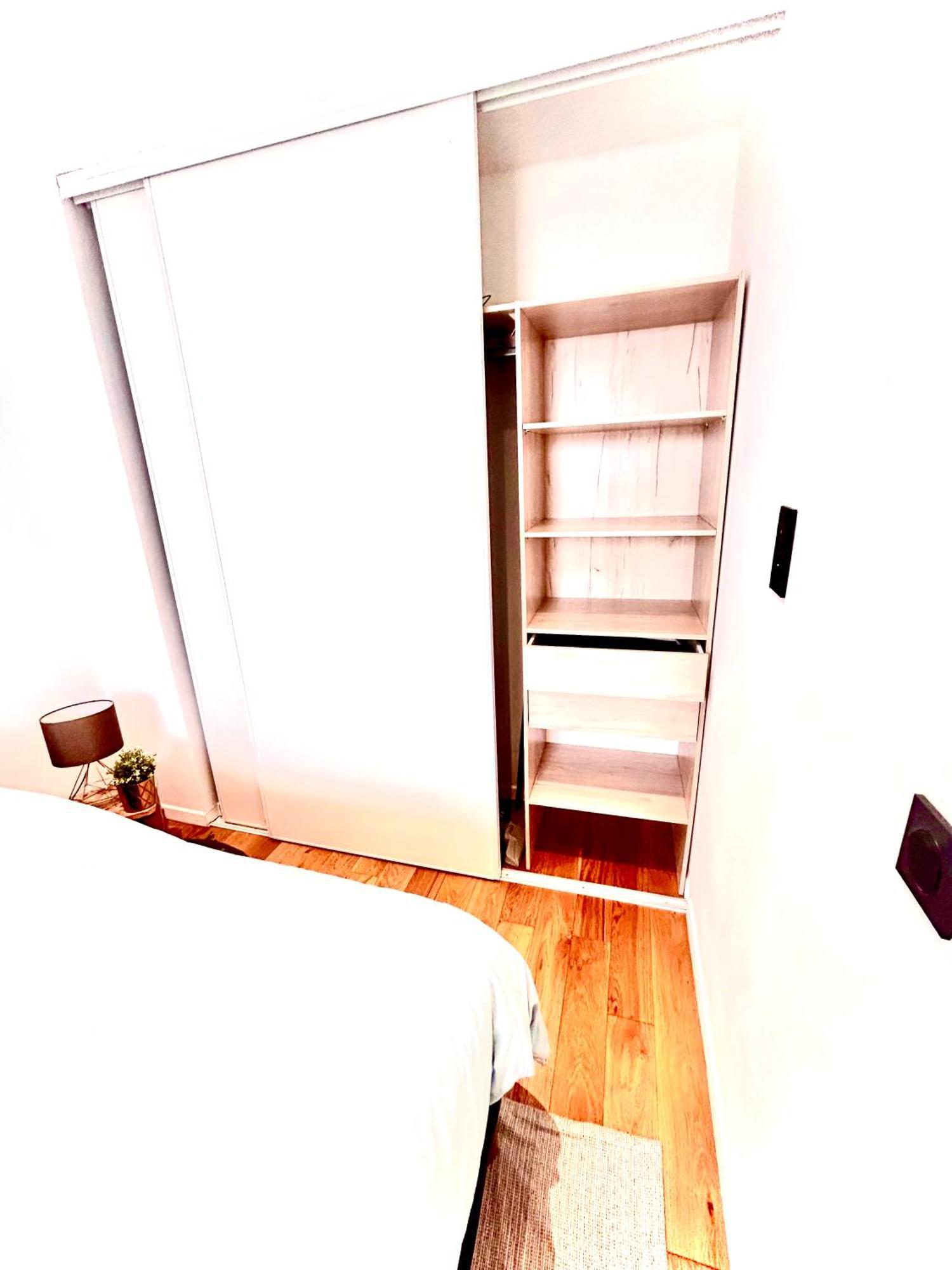 Le Patio Jacuzzi Centre Apartment