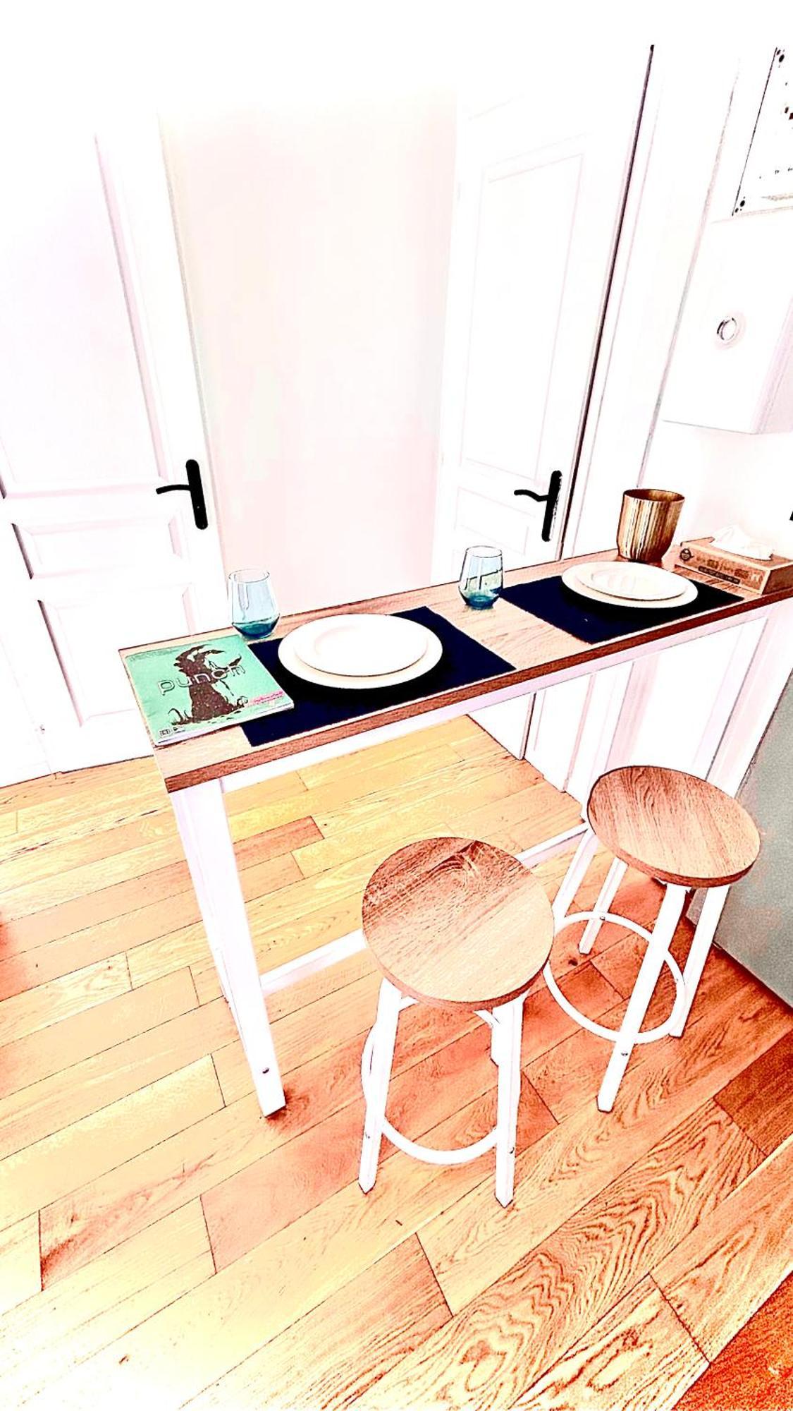 Le Patio Jacuzzi Centre Apartment